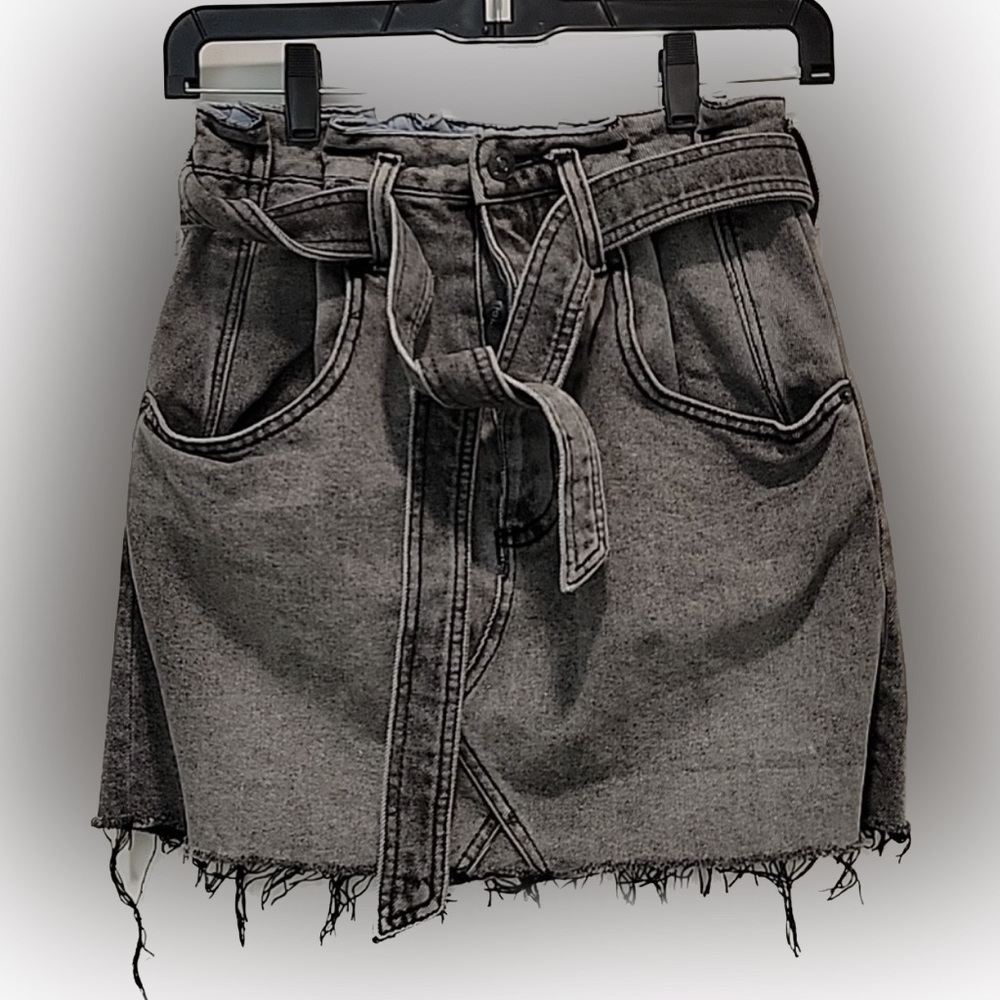 We The People Washed Black Raw Hem Paper Bag Denim Skirt Size 25